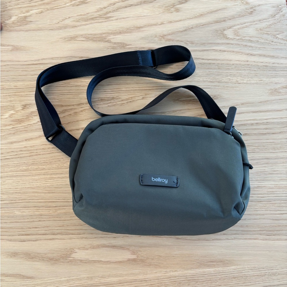 Bellroy Transit Sling 5L (Olive)